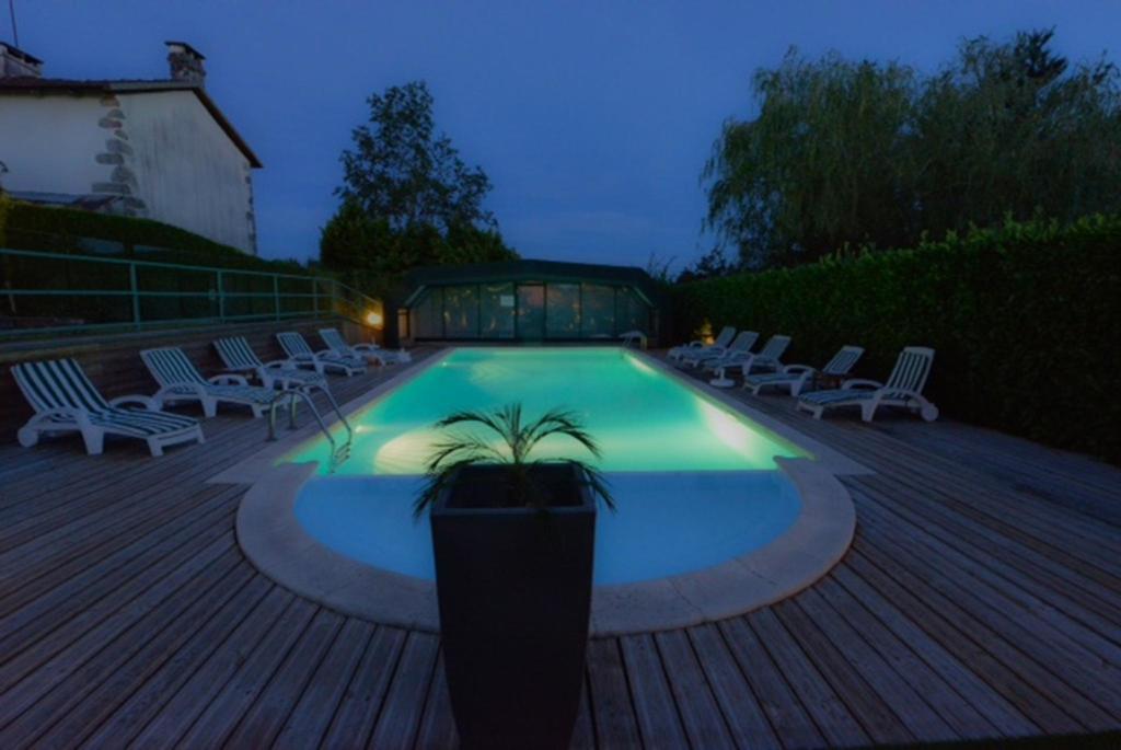 Auberge La Tomette, The Originals Relais Vitrac  Экстерьер фото