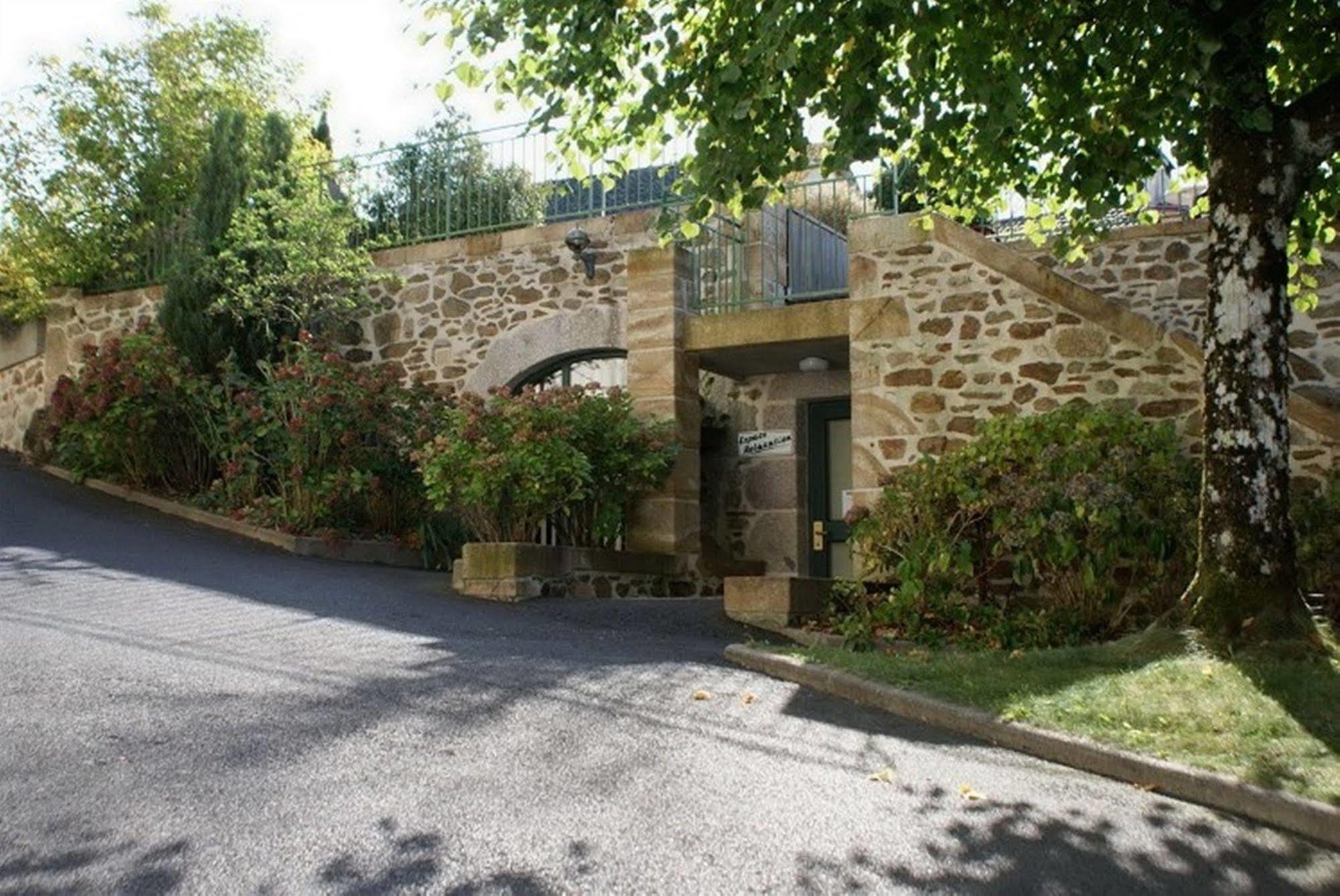 Auberge La Tomette, The Originals Relais Vitrac  Экстерьер фото